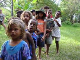 2006-2007 Új-Kaledónia, ajándékosztás a gyerekeknek